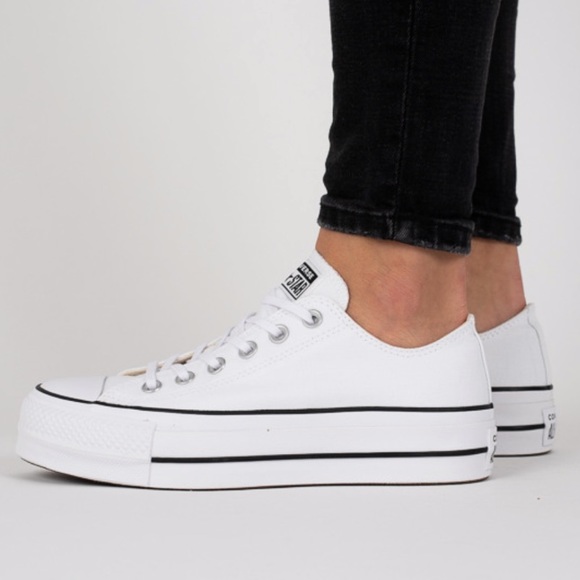 chuck taylor all star platform low top